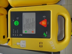 Défibrillateur AED à double phase portable